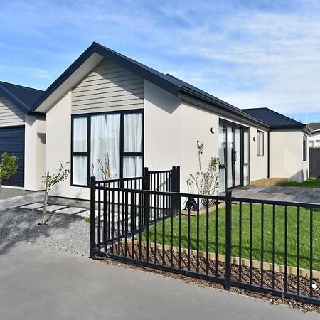 Thomas Townhouse - Christchurch Holiday Homes Luaran gambar