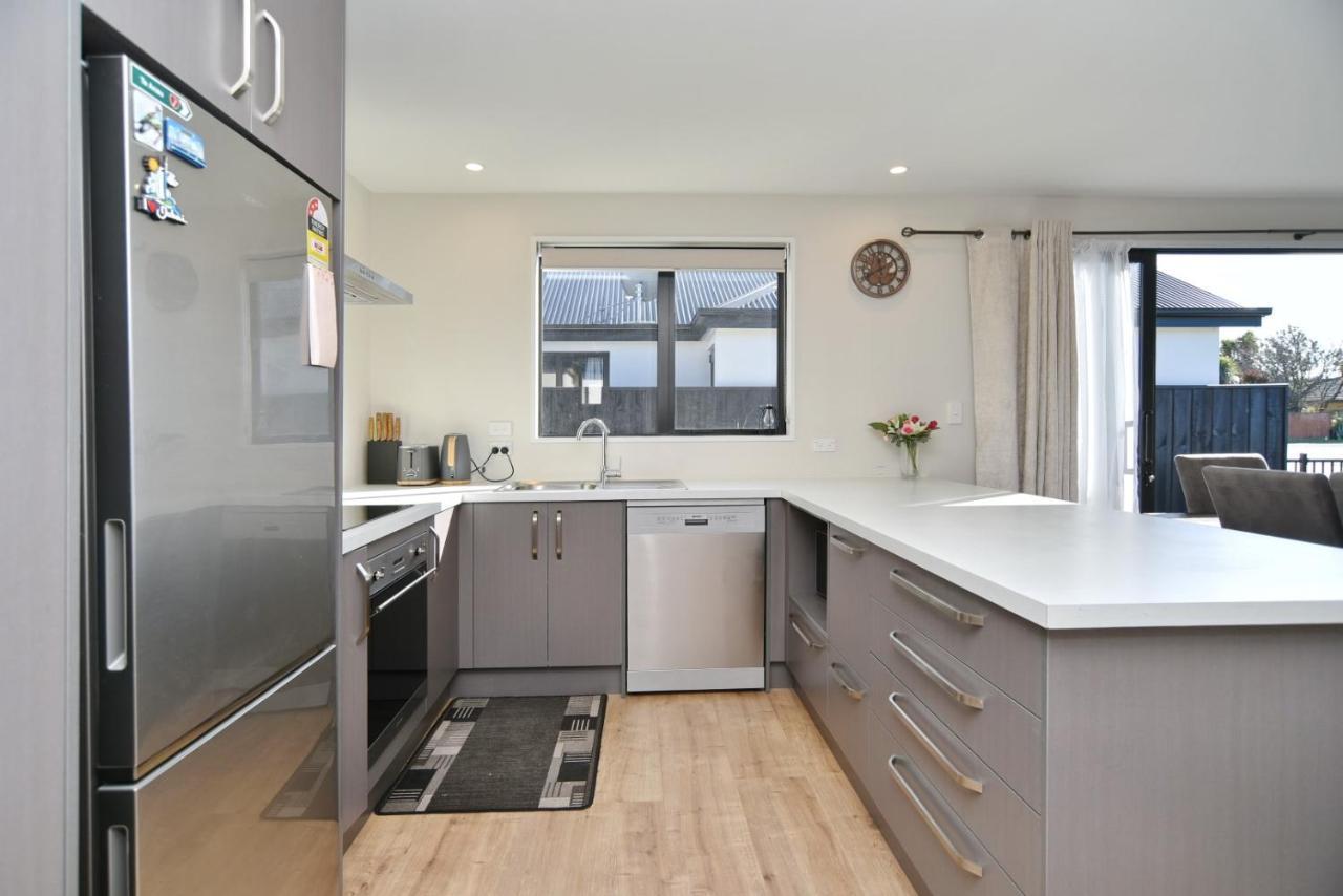 Thomas Townhouse - Christchurch Holiday Homes Luaran gambar